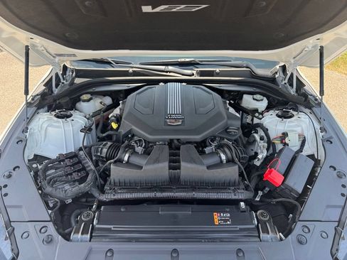 Certified 2024 Cadillac CT5 V w/ Super Cruise 2 Package AWD/4WD image 10