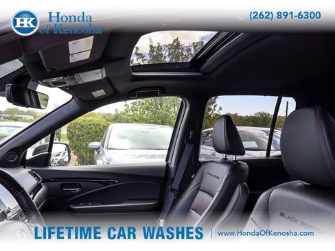 Used 2023 Honda Ridgeline Black Edition image 10