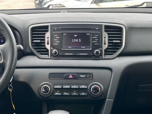 Used 2019 Kia Sportage LX image 12