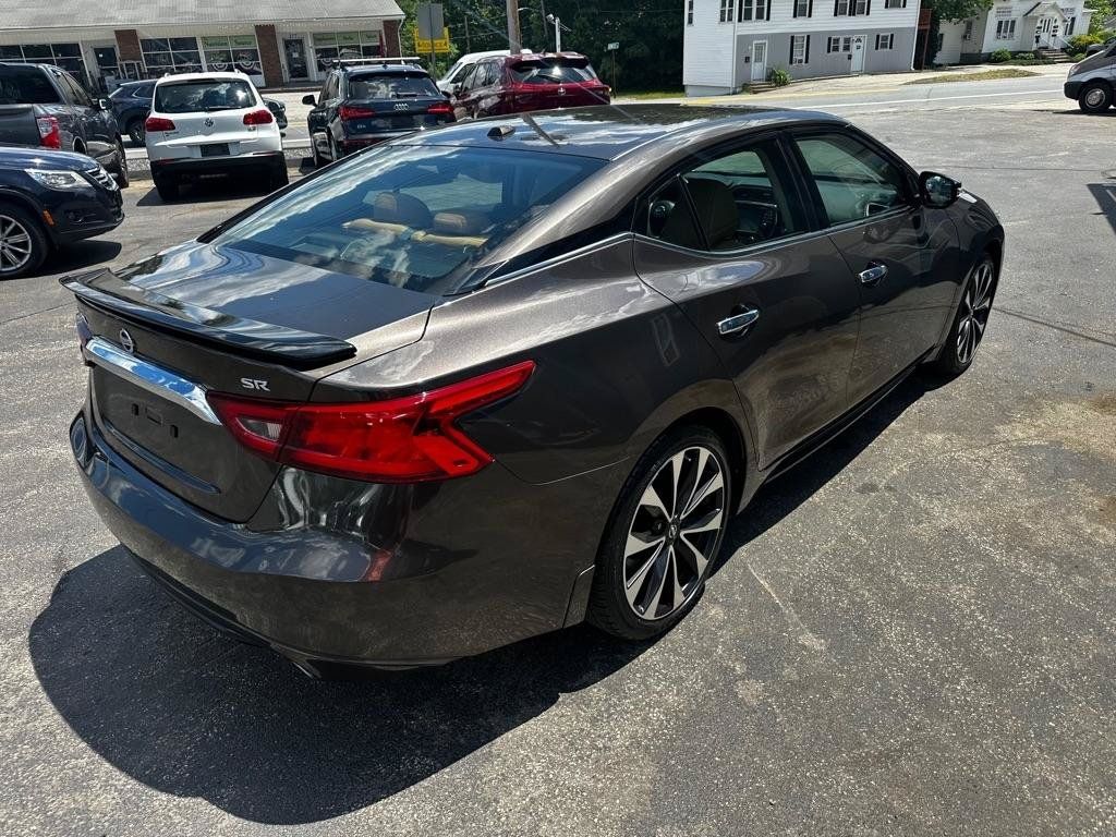 Used 2016 Nissan Maxima SR FWD image 6