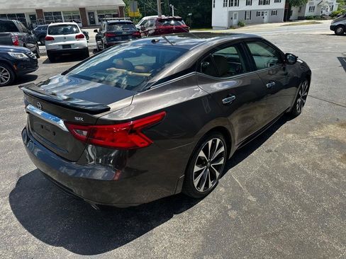 Used 2016 Nissan Maxima SR FWD image 6
