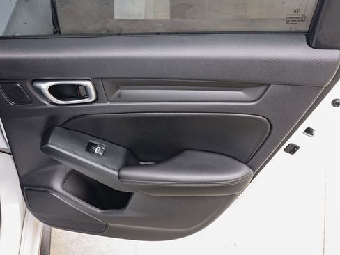 Used 2024 Honda Civic EX-L image 18