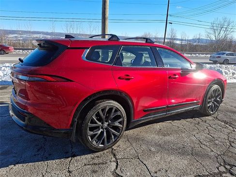 Used 2025 Toyota Crown Signia Limited image 6