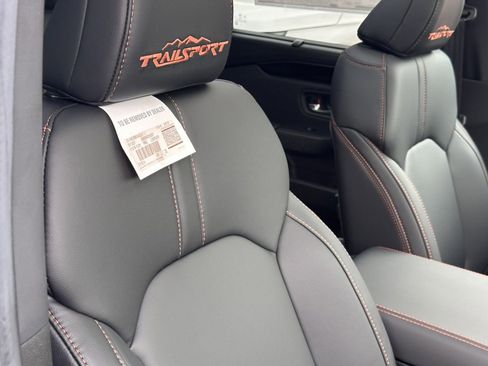 New 2025 Honda Pilot TrailSport image 10