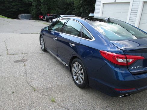 Used 2016 Hyundai Sonata Limited w/ Option Group 04 FWD image 8