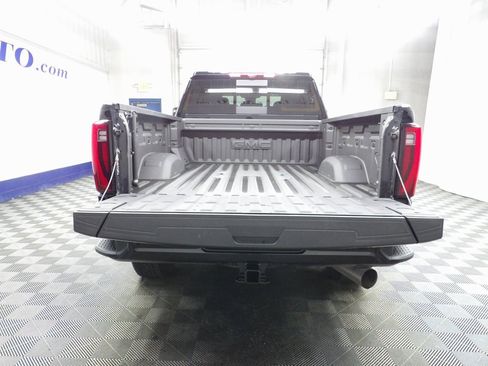 Used 2025 GMC Sierra 2500 Denali w/ Denali Reserve Package image 37
