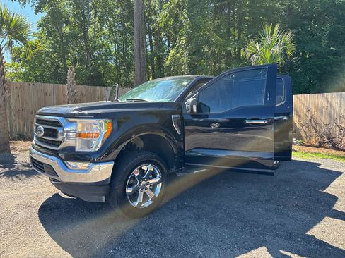 Used 2021 Ford F150 XLT w/ Equipment Group 301A Mid AWD/4WD image 5