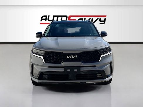 Used 2022 Kia Sorento SX image 2