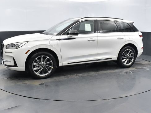 New 2025 Lincoln Corsair Grand Touring image 5