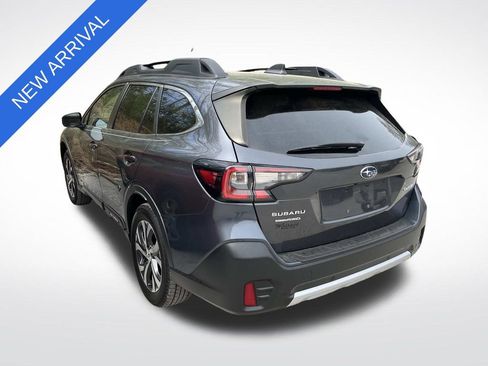 Used 2022 Subaru Outback Limited image 5