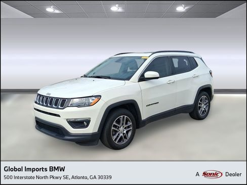 Used 2020 Jeep Compass Latitude image 1