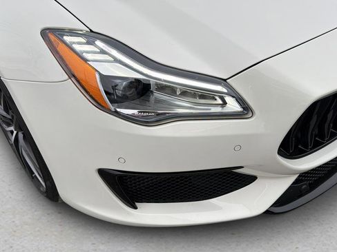 Certified 2023 Maserati Quattroporte Modena Q4 image 10