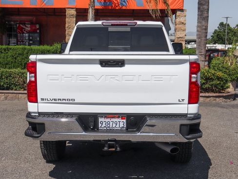 Used 2023 Chevrolet Silverado 2500 LT w/ Convenience Package image 7