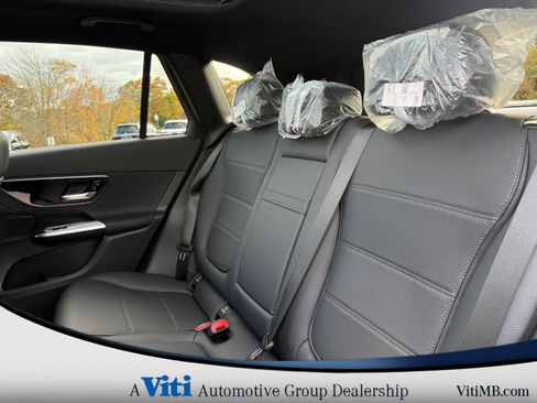 Used 2026 Mercedes-Benz GLC 300 4MATIC image 15