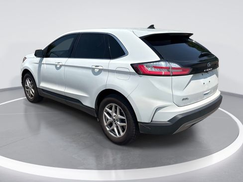 Used 2024 Ford Edge SEL AWD/4WD image 6