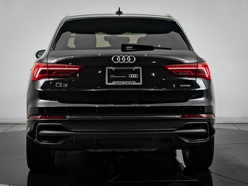 Certified 2024 Audi Q3 2.0T Premium w/ Convenience Package image 7