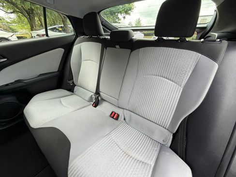 Used 2016 Toyota Prius Two FWD image 17
