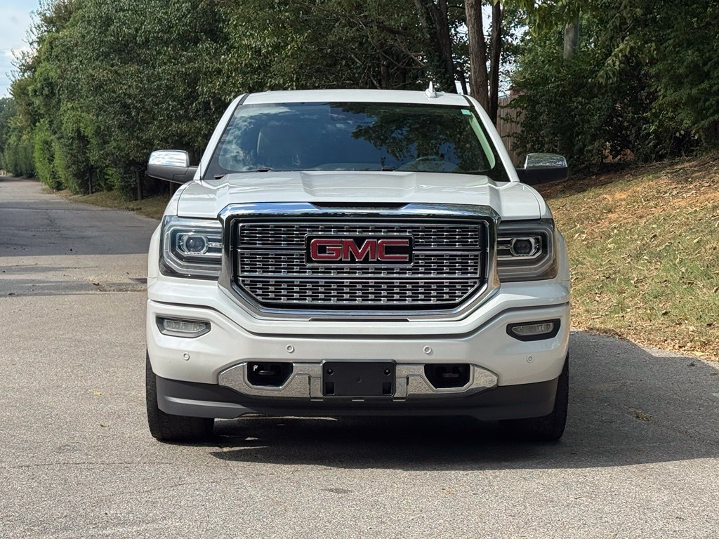 Used 2018 GMC Sierra 1500 Denali w/ Denali Ultimate Package AWD/4WD image 3