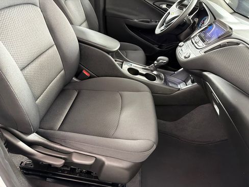 Used 2022 Chevrolet Malibu LS FWD image 23