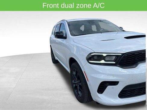 Used 2025 Dodge Durango GT AWD/4WD image 12
