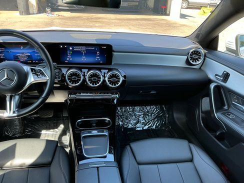 Used 2025 Mercedes-Benz CLA 250 4MATIC Coupe image 16