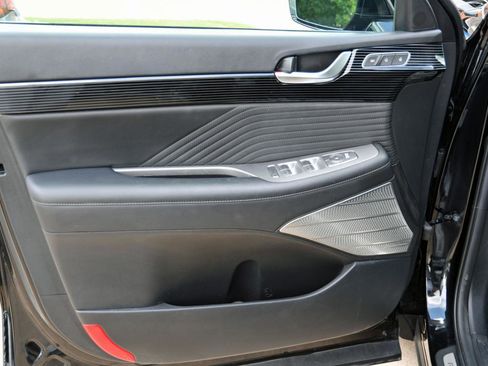 Used 2024 Hyundai Palisade Calligraphy FWD image 9