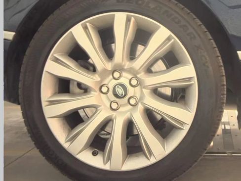 Used 2014 Land Rover Range Rover Supercharged image 11