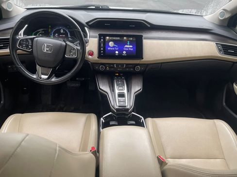 Used 2018 Honda Clarity Touring image 3