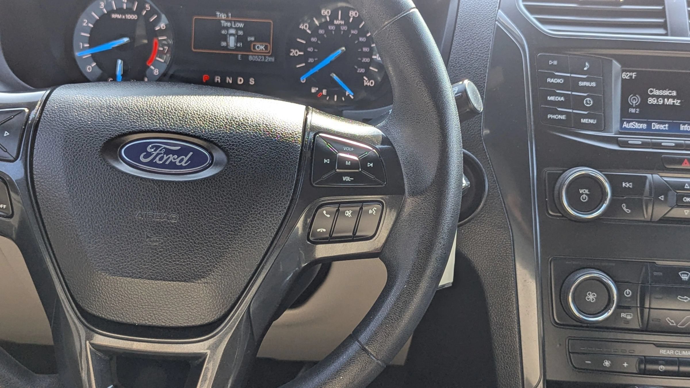 Used 2018 Ford Explorer FWD image 23