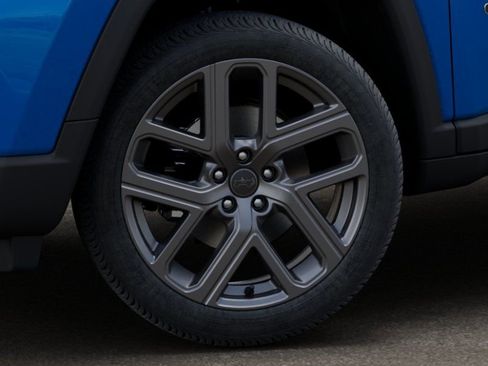 New 2026 Jeep Compass Latitude image 8