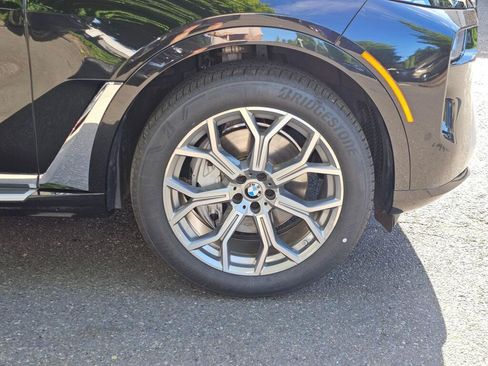 Used 2025 BMW X7 xDrive40i AWD/4WD image 9