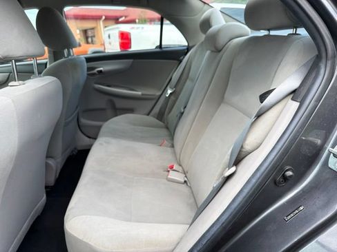 Used 2011 Toyota Corolla LE FWD image 18