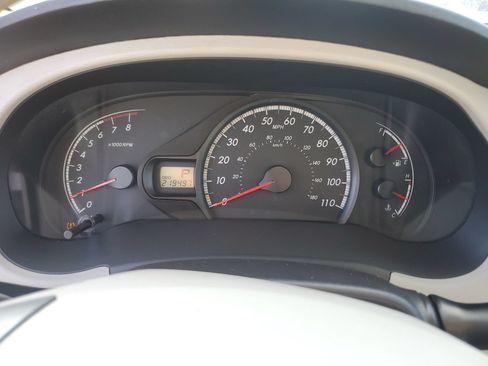 Used 2011 Toyota Sienna LE w/ Towing Pkg FWD image 23