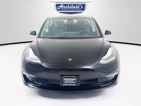 Used 2018 Tesla Model 3 Long Range image 2