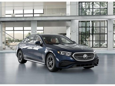 New 2026 Mercedes-Benz E 450 4MATIC Sedan image 10