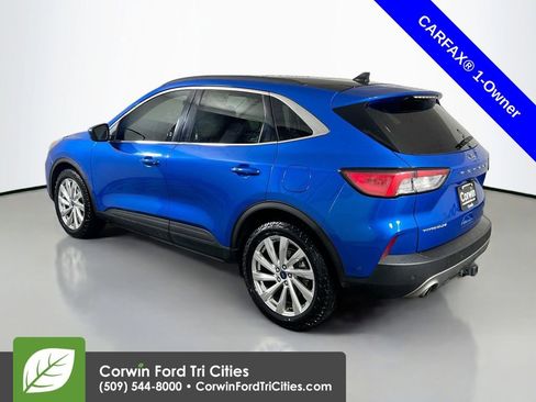 Used 2021 Ford Escape Titanium w/ Titanium Elite Package image 11