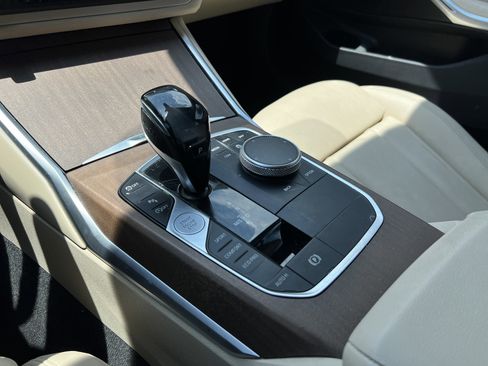 Used 2019 BMW 330i xDrive Sedan w/ Convenience Package AWD/4WD image 26