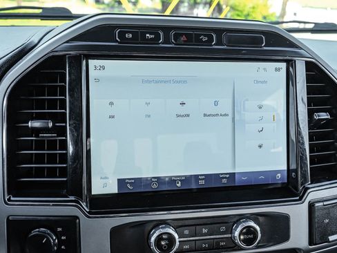 Used 2022 Ford F350 Lariat w/ Lariat Value Package image 31