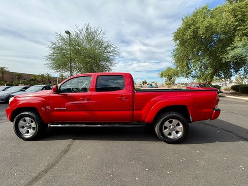 Used 2005 Toyota Tacoma PreRunner w/ TRD Sport Pkg #3 RWD image 4