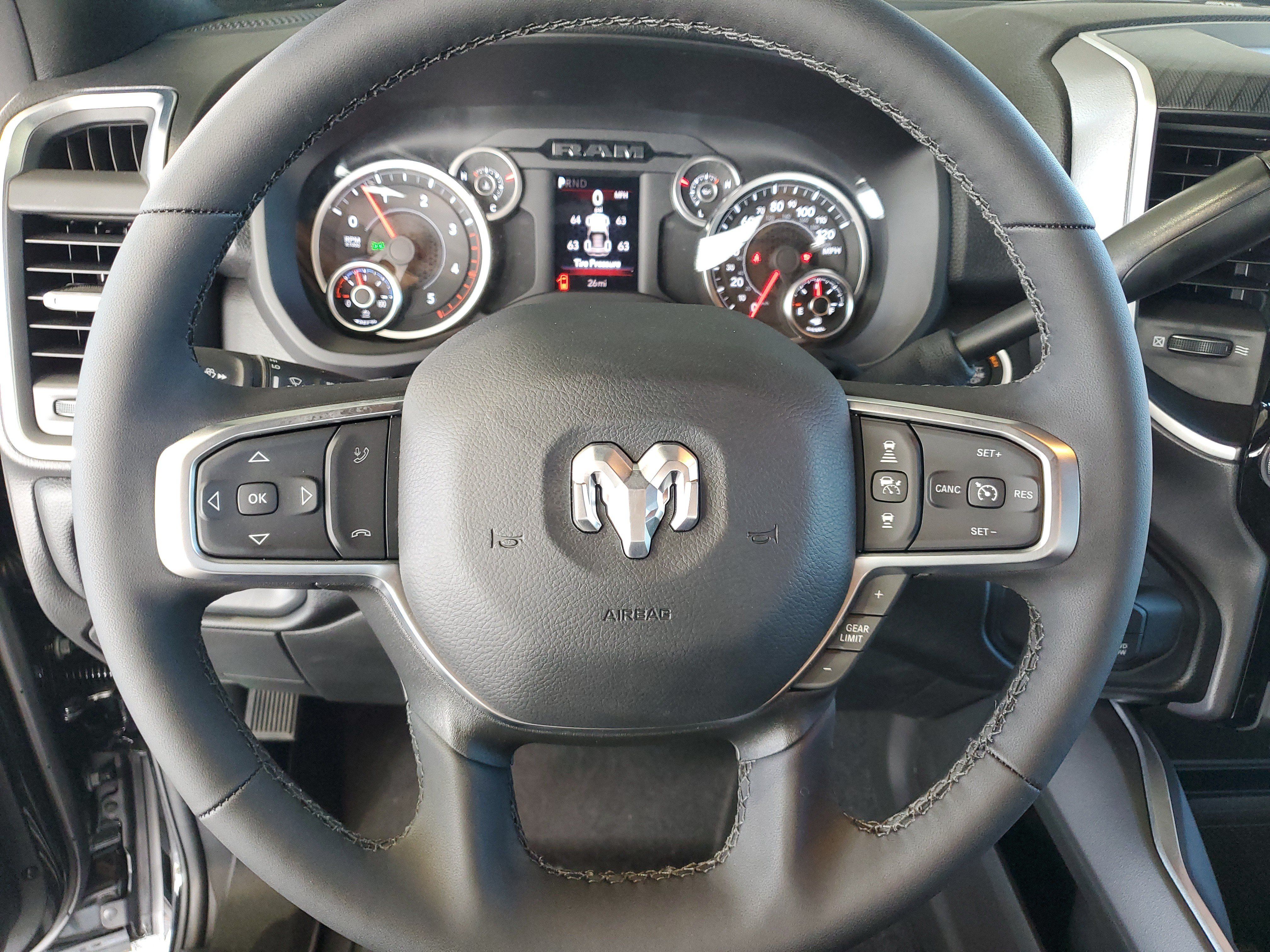 New 2025 RAM 2500 Big Horn AWD/4WD image 22