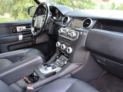 Used 2016 Land Rover LR4 HSE AWD/4WD image 22