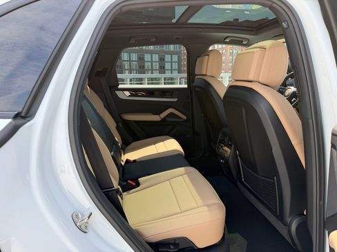 New 2026 Porsche Cayenne AWD/4WD image 21