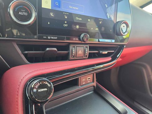 Certified 2025 Lexus NX 250 FWD image 30
