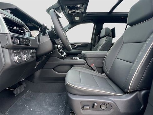 New 2026 GMC Yukon Elevation image 15