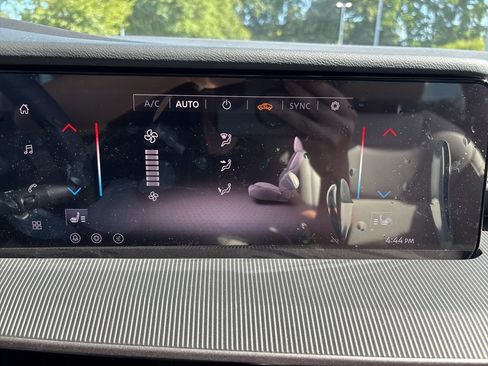 New 2026 Nissan Murano SV AWD/4WD image 13