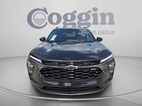 New 2026 Chevrolet Trax RS w/ Sunroof Package FWD image 8