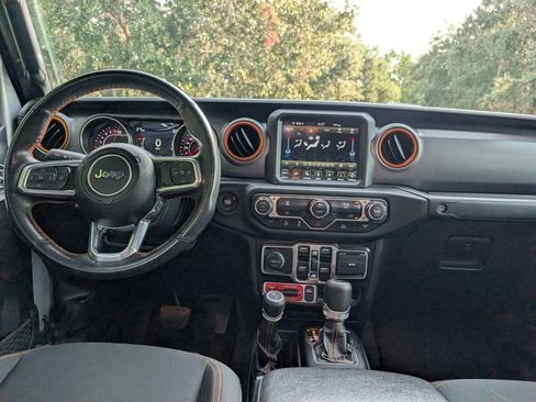 Used 2022 Jeep Gladiator Mojave AWD/4WD image 17