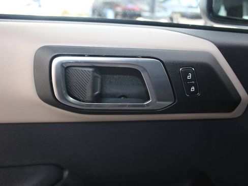 Used 2024 Ford Bronco Wildtrak AWD/4WD image 21