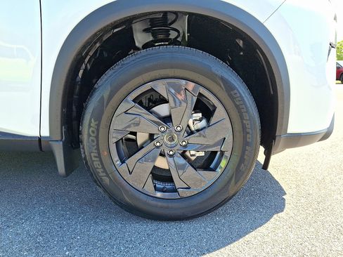 New 2026 Nissan Rogue SV w/ Cold Weather Package AWD/4WD image 4