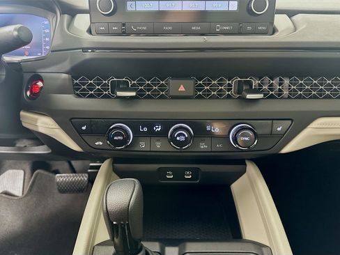 Certified 2024 Honda Accord EX image 15